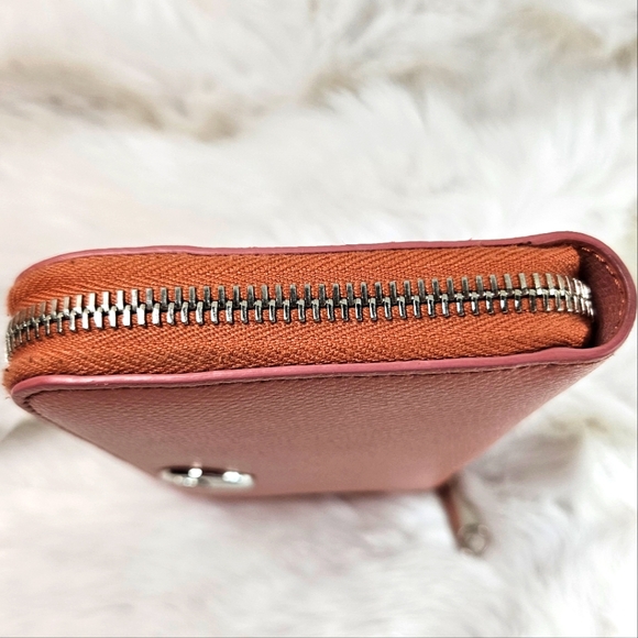 Fendi Pink Leather Long Zip Wallet with COA - Picture 6 of 11